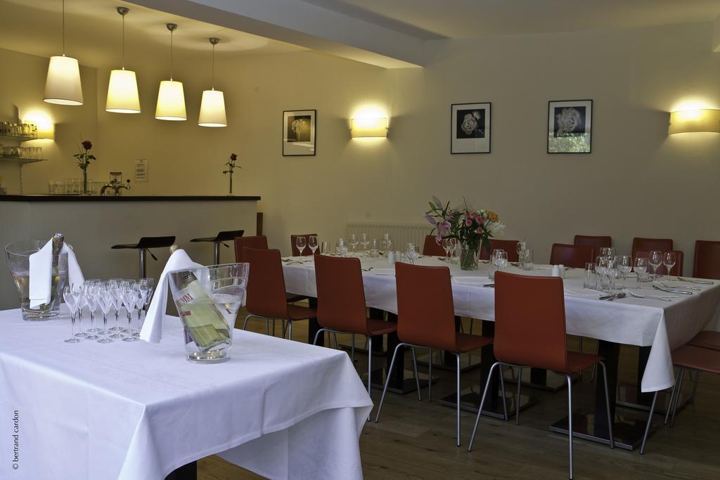 Le Clos Aux Roses Chédigny Exteriör bild